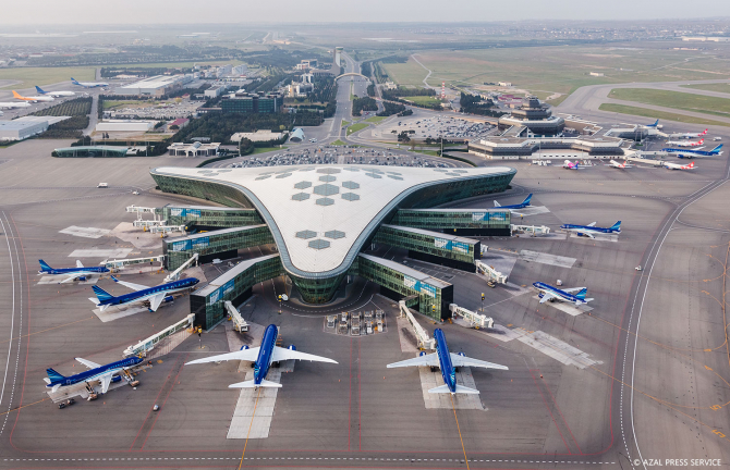 Heydər Əliyev Beynəlxalq Aeroportu MDB-də ən yaxşı aeroport seçildi (FOTO)