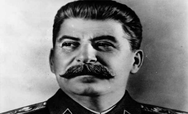 Stalinin telefon kitabçası satıldı