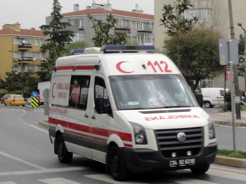 Türkiyədə yol qəzasında 10 nəfər yaralanıb