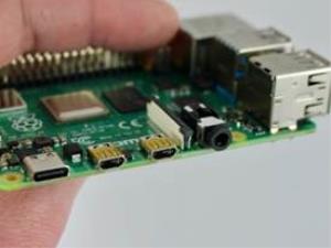 “Raspberry Pi” minikompüterinin yeni modeli təqdim olunub