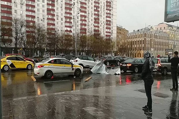 Moskvada qasırğa: 2 nəfər ölüb