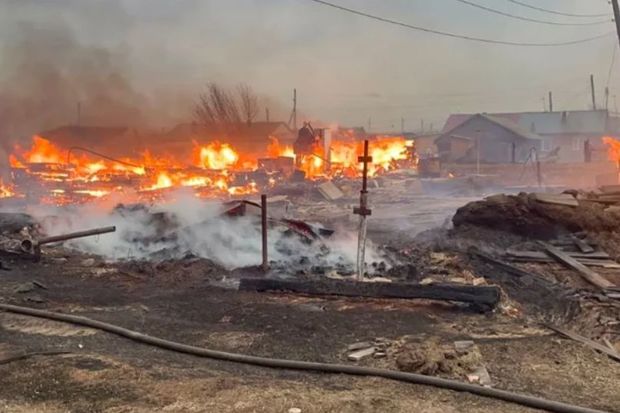 Rusiyada 57 ev yandı: Ölən var - VİDEO