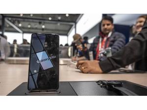 “Samsung” iki yeni qabaqcıl smartfonunu təqdim edib