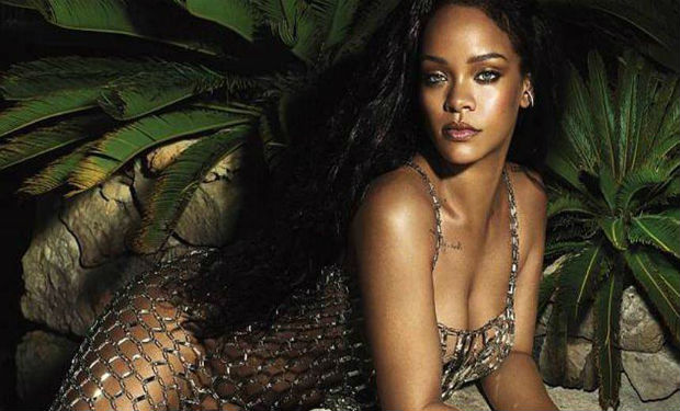 Rihanna Milad bayramını BELƏ QEYD ETDİ — VİDEO