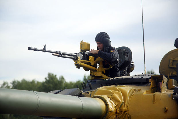 Tankçılarımızın Rusiyadakı yarışa hazırlıq görüntüləri - FOTO