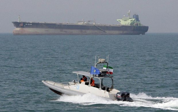 İran dörd ay əvvəl saxladığı neft tankerini sərbəst buraxdı