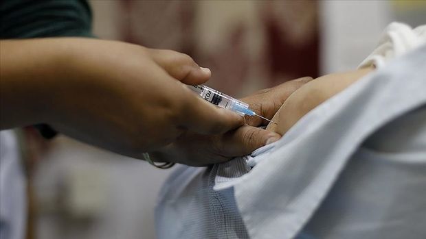Hindistanda 18 yaşdan yuxarı hamı koronavirusa qarşı peyvənd olunacaq