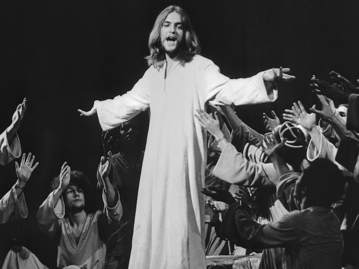"İsa"nı canladıran aktyor evində ölü tapıldı - VİDEO